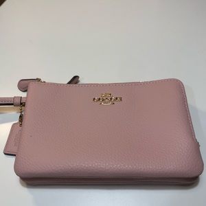 New Coach Women’s DOUBLE Corner Zip Wristlet